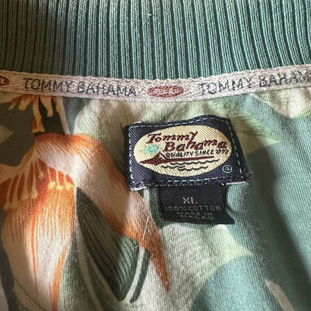 Tommy Bahama Men's Shirt XL Green Floral Hawaiian Camp Polo Retro Tropical VTG - Picture 3 of 3